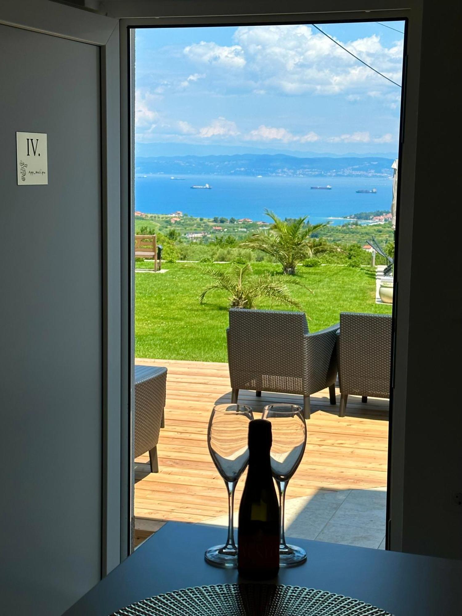 Apartmaji Meli Pu Izola Exterior foto